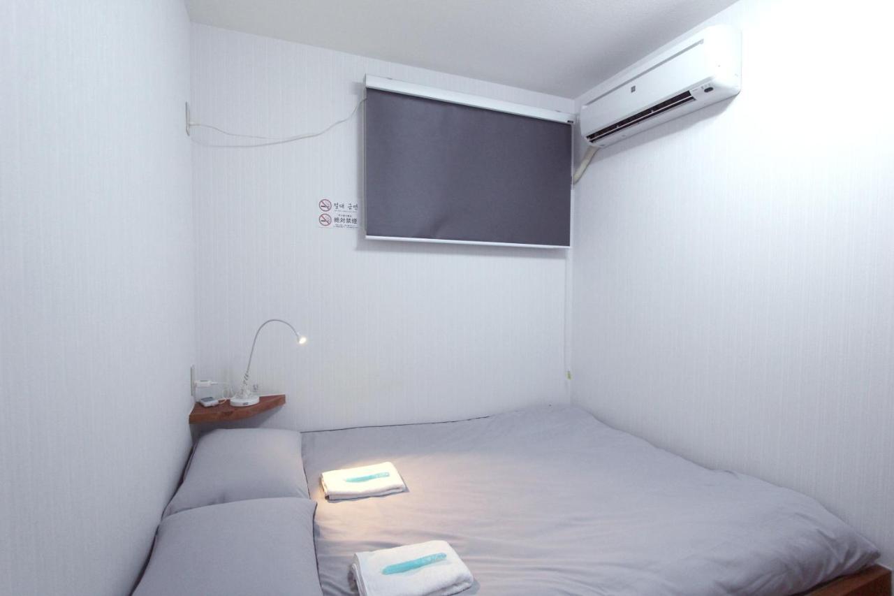 I Osaka House Hotel Bagian luar foto