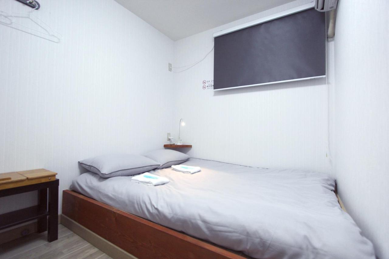 I Osaka House Hotel Bagian luar foto