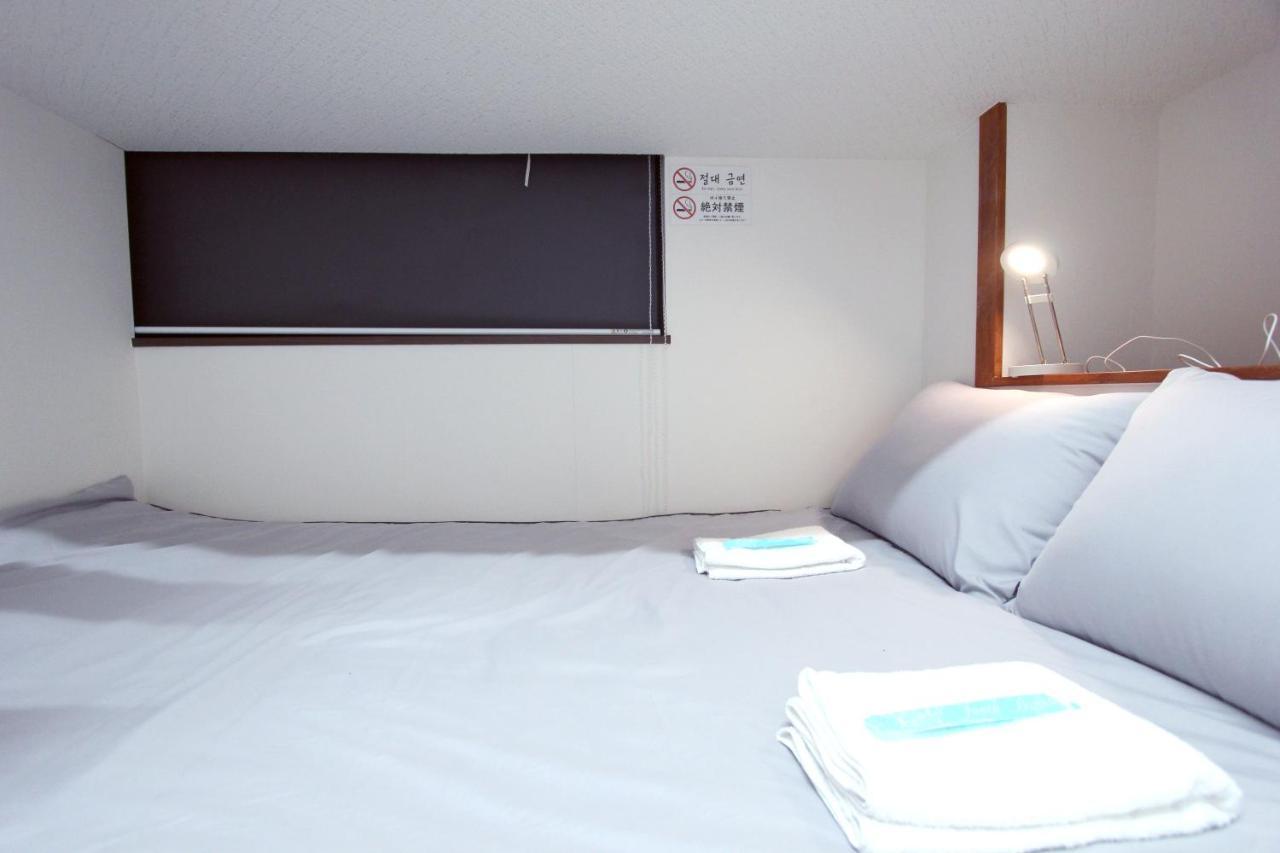 I Osaka House Hotel Bagian luar foto
